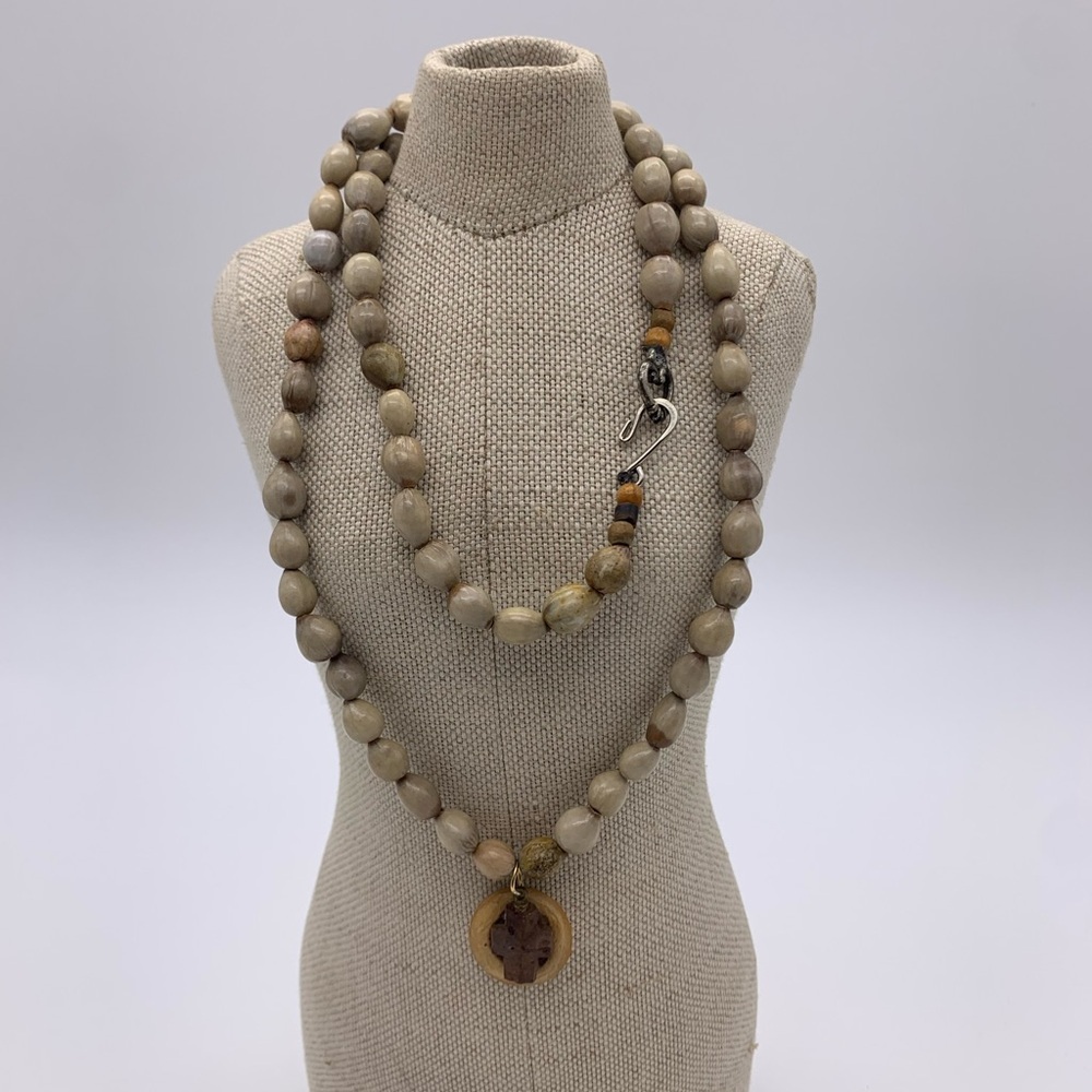 Vtg. Handmade Natural Tear Beads Necklace With Round Wooden Cross Pendant/Charm